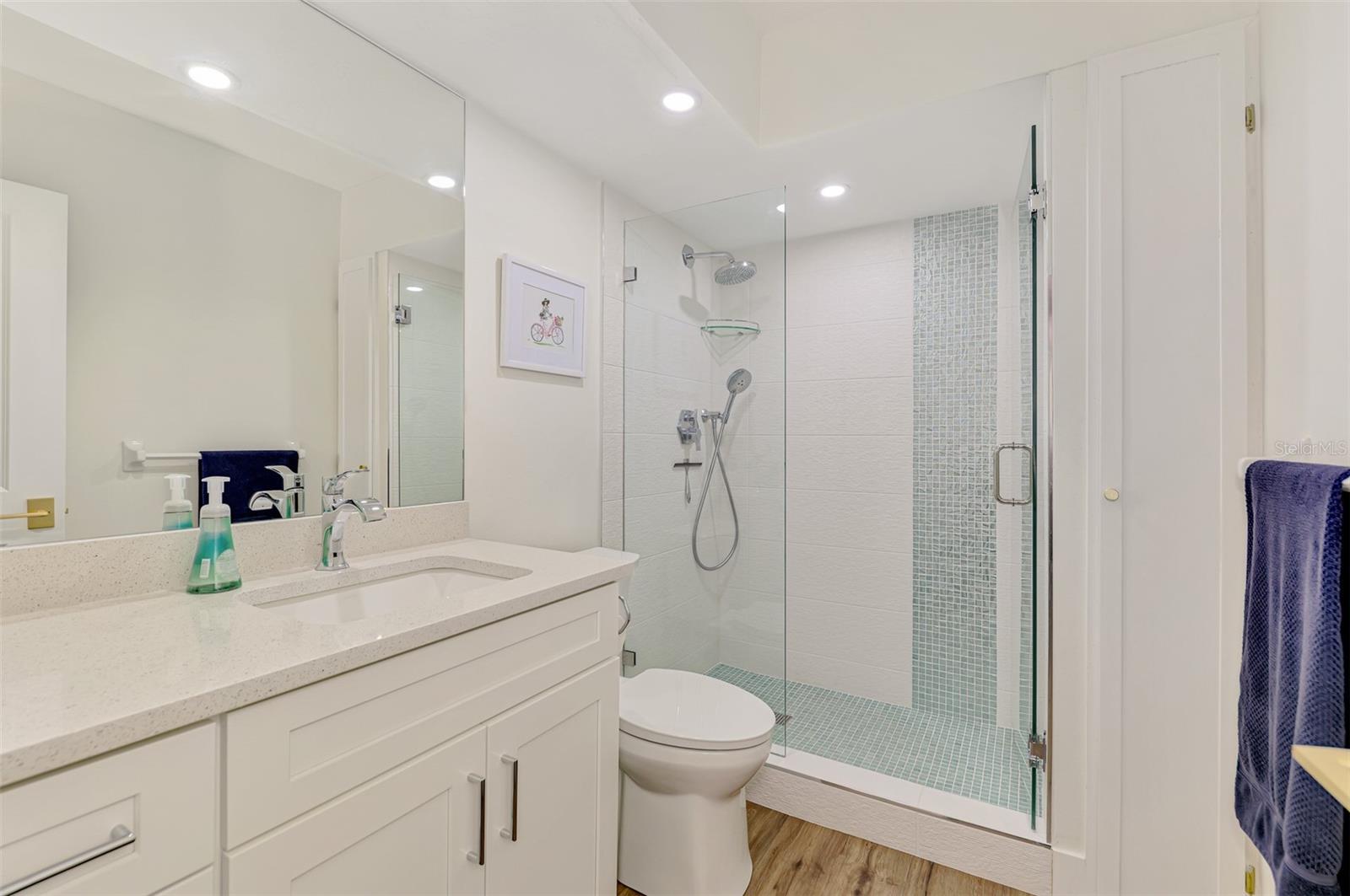 225 HOURGLASS WAY #101, SARASOTA, FL, 34242