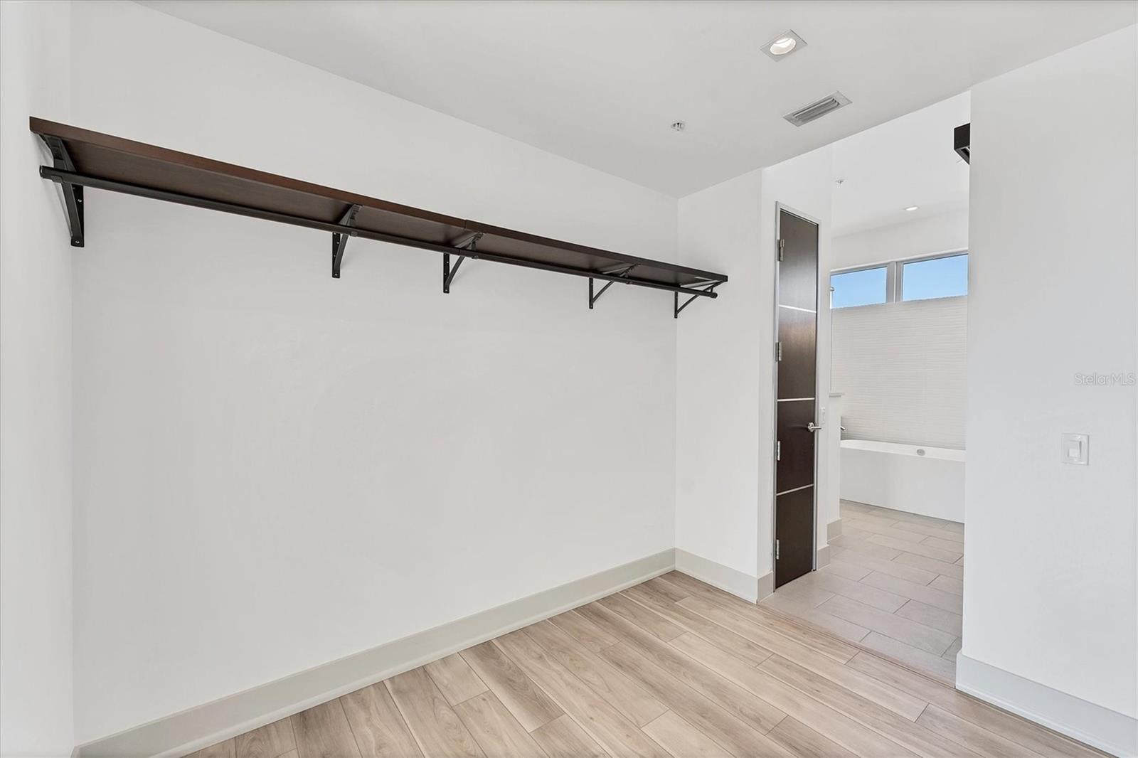 219 COSMOPOLITAN CT, SARASOTA, FL, 34236