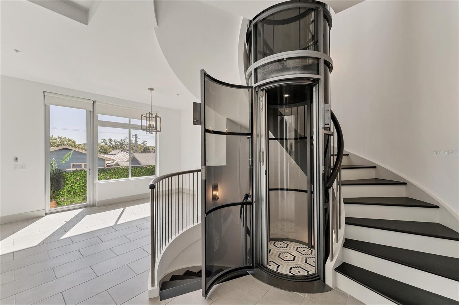 219 COSMOPOLITAN CT, SARASOTA, FL, 34236