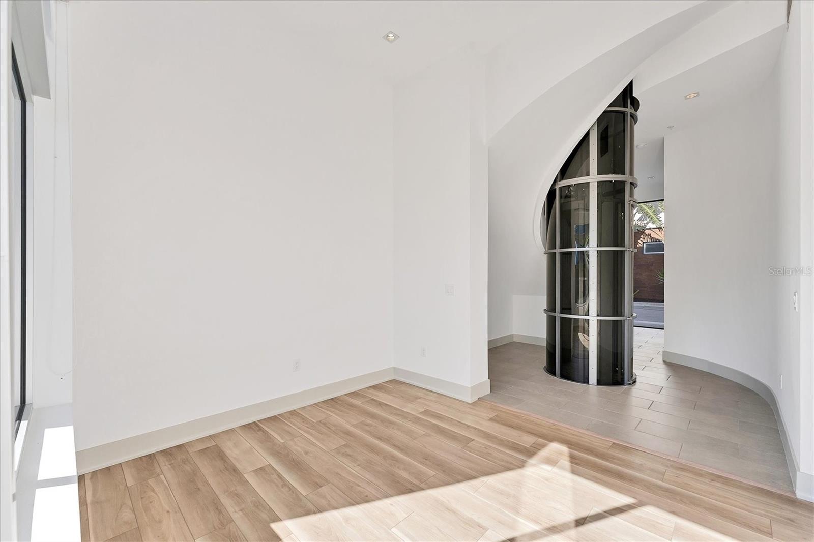 219 COSMOPOLITAN CT, SARASOTA, FL, 34236