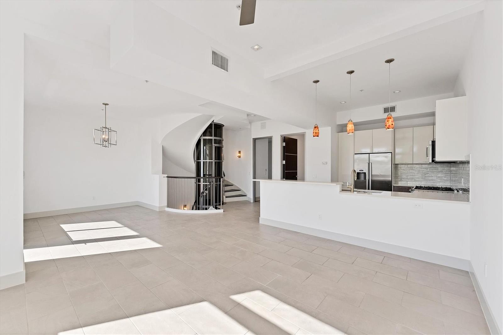 219 COSMOPOLITAN CT, SARASOTA, FL, 34236