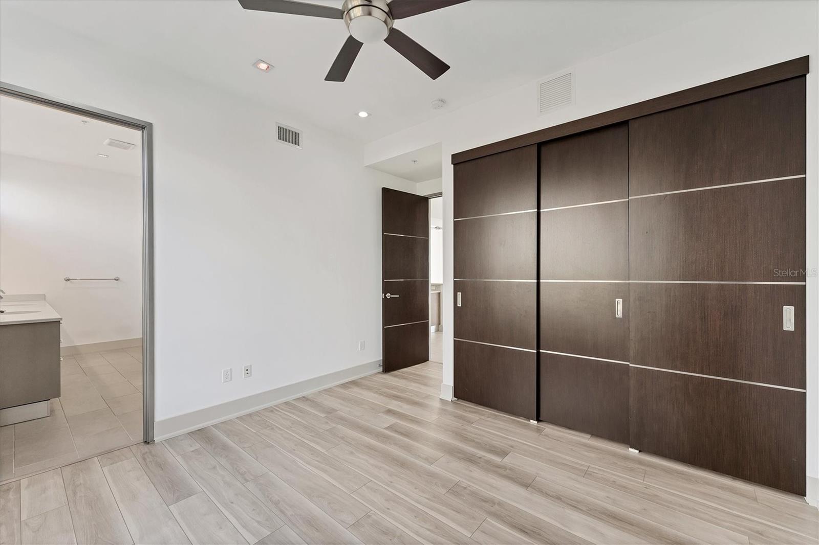 219 COSMOPOLITAN CT, SARASOTA, FL, 34236