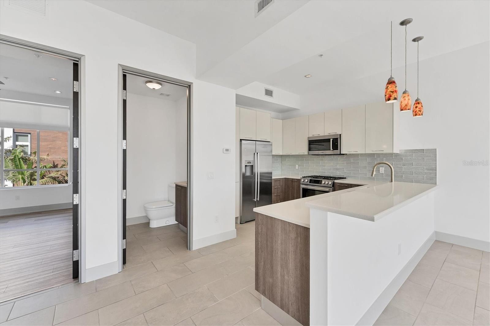 219 COSMOPOLITAN CT, SARASOTA, FL, 34236