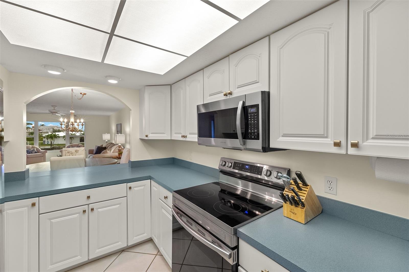 1827 SE 41ST ST #2E, CAPE CORAL, FL, 33904