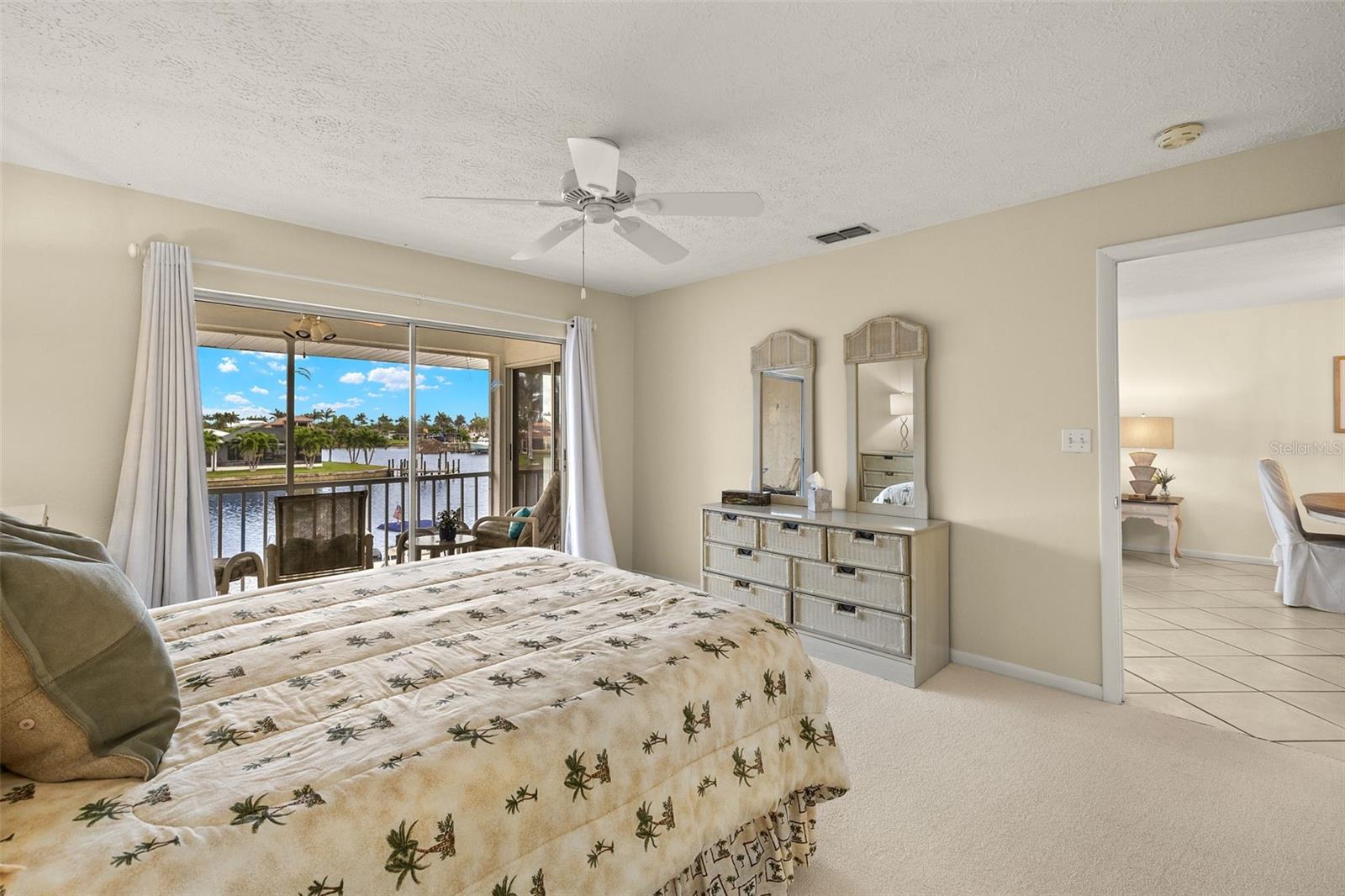 1827 SE 41ST ST #2E, CAPE CORAL, FL, 33904