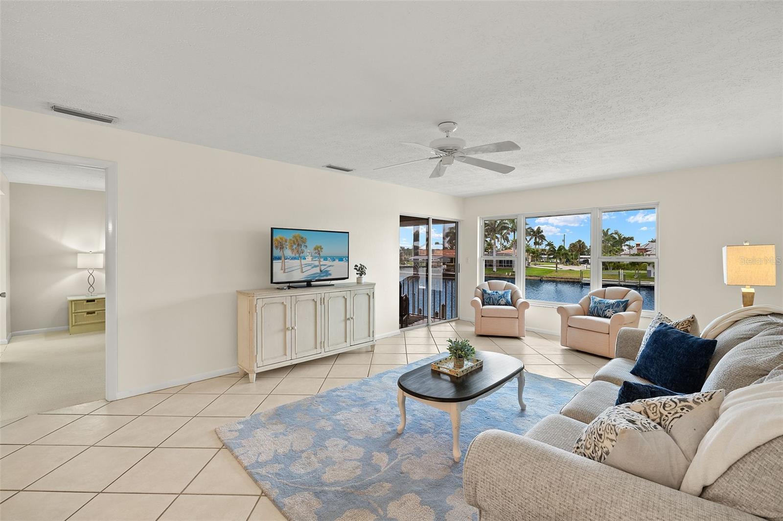 1827 SE 41ST ST #2E, CAPE CORAL, FL, 33904