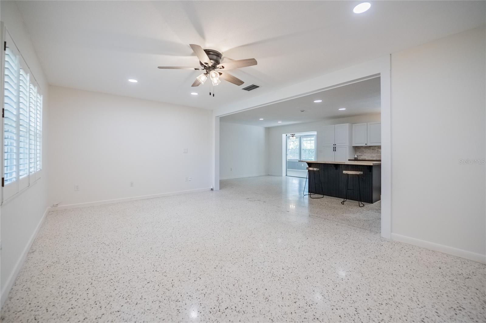 3880 CLEVELAND HEIGHTS BLVD, LAKELAND, FL, 33813