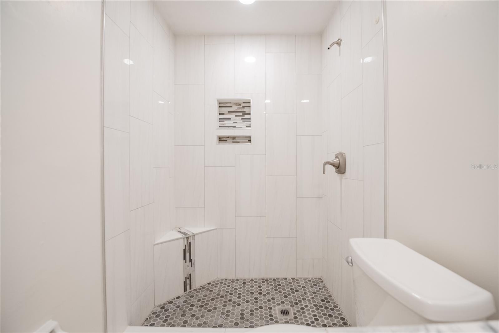 3880 CLEVELAND HEIGHTS BLVD, LAKELAND, FL, 33813