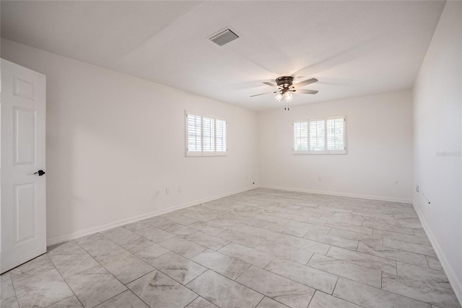 3880 CLEVELAND HEIGHTS BLVD, LAKELAND, FL, 33813