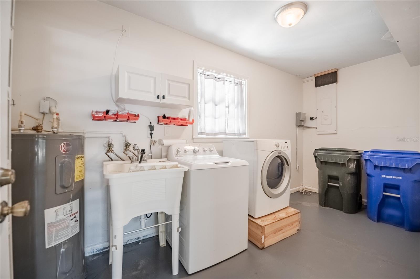 3880 CLEVELAND HEIGHTS BLVD, LAKELAND, FL, 33813