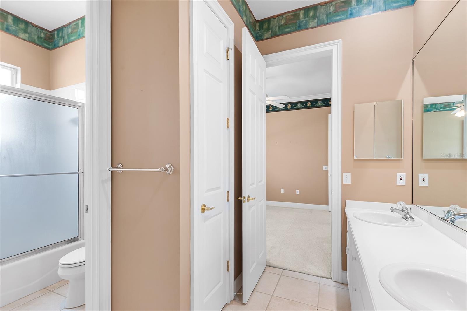 2820 PRESTWICK DR, LAKELAND, FL, 33803