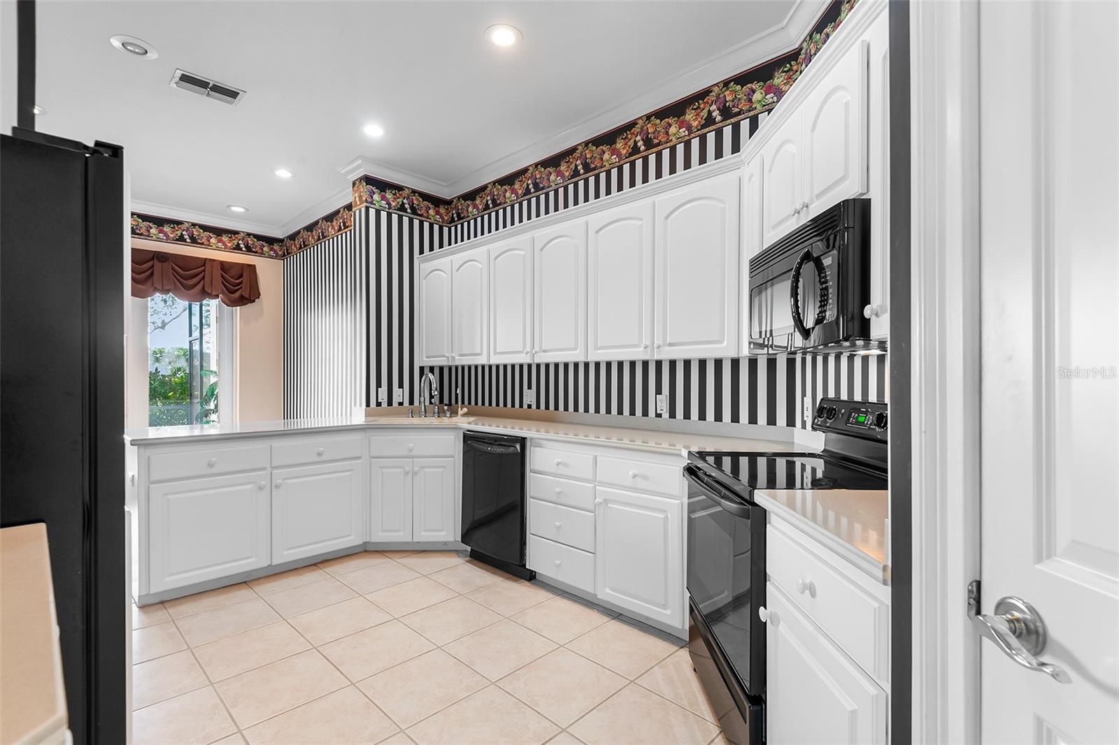 2820 PRESTWICK DR, LAKELAND, FL, 33803