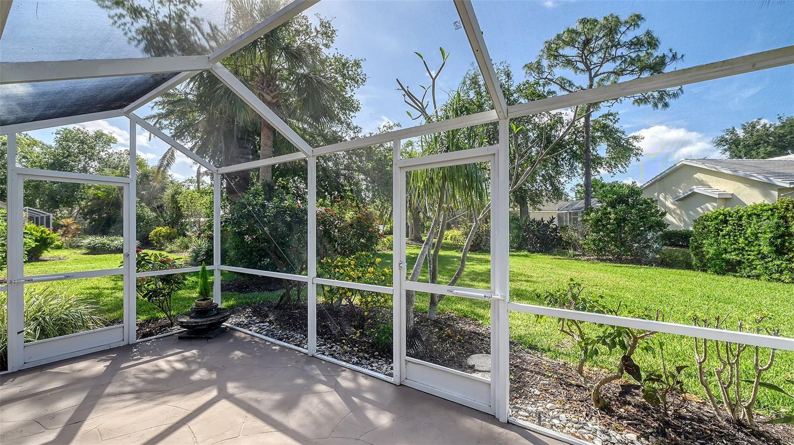A4649972 Property Photo