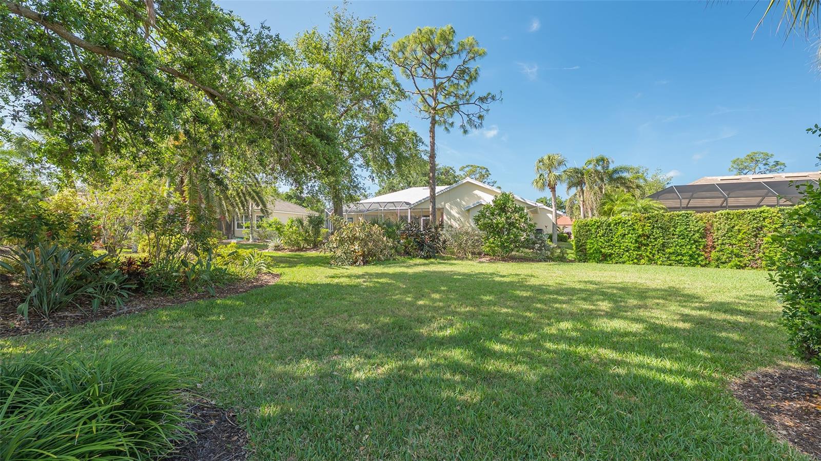 A4649972 Property Photo