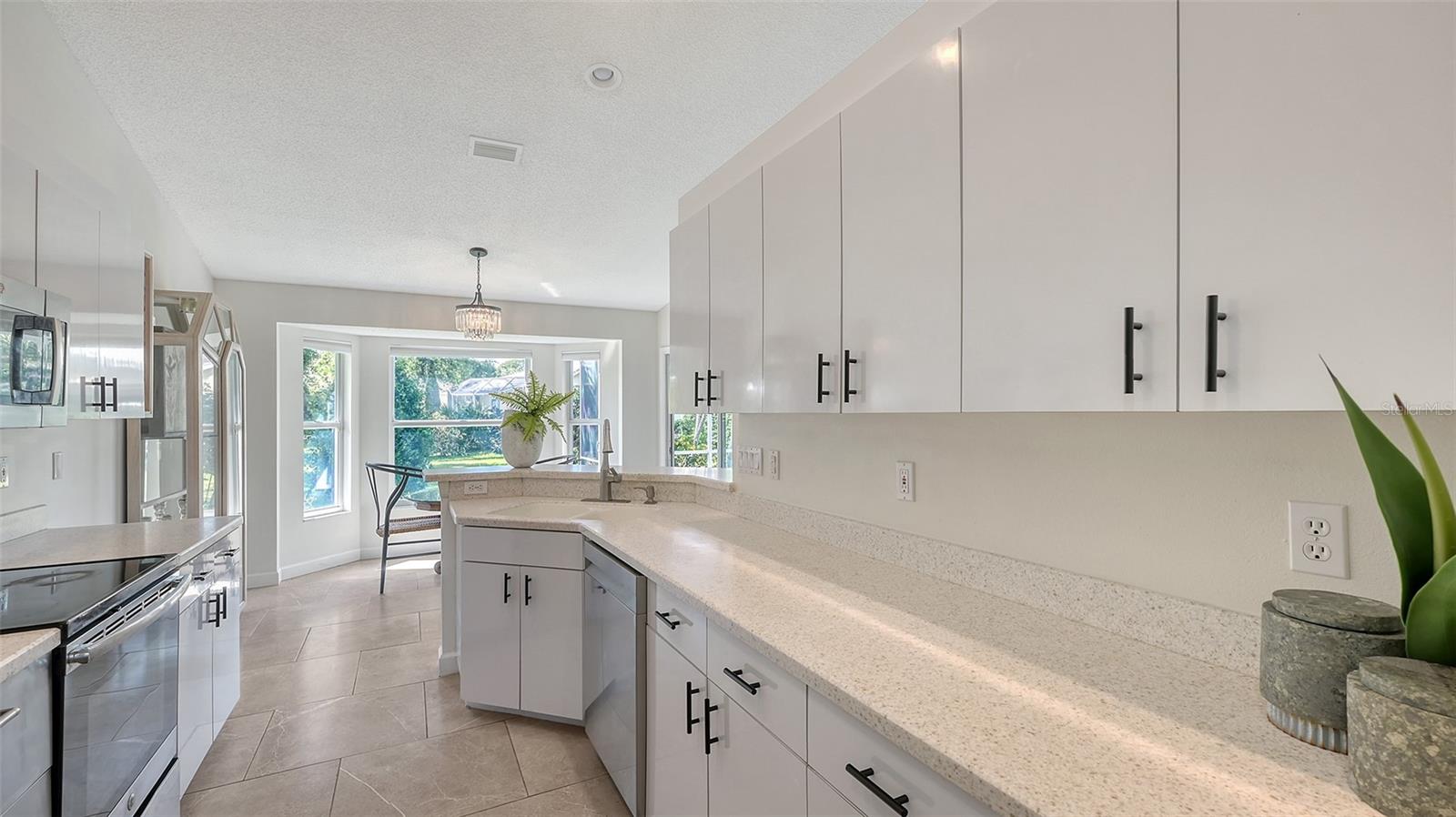 A4649972 Property Photo