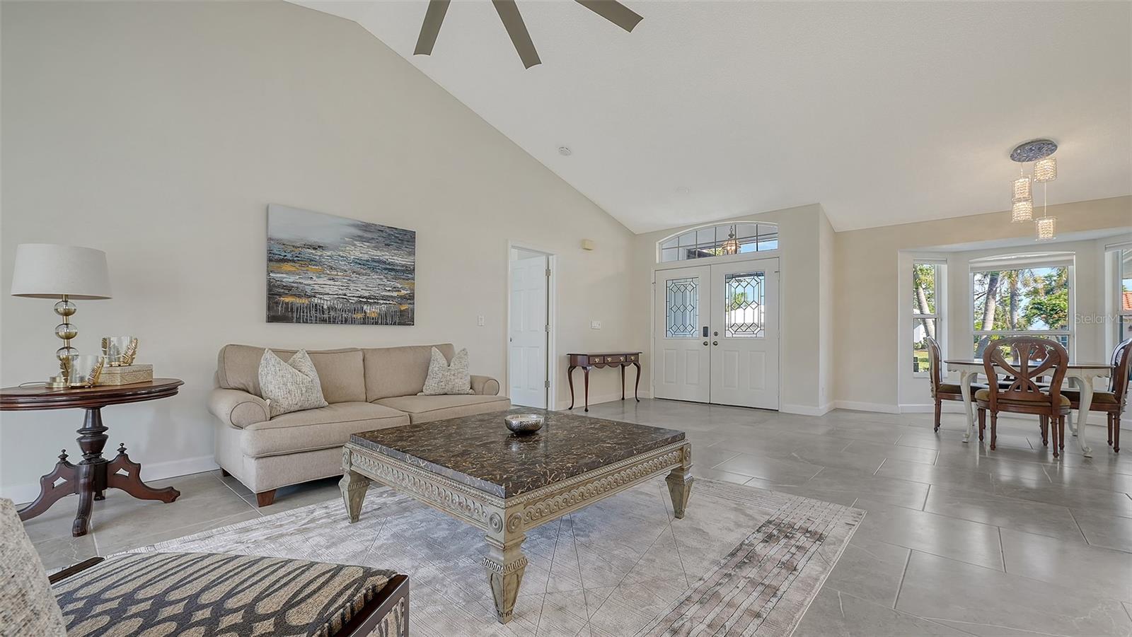 A4649972 Property Photo