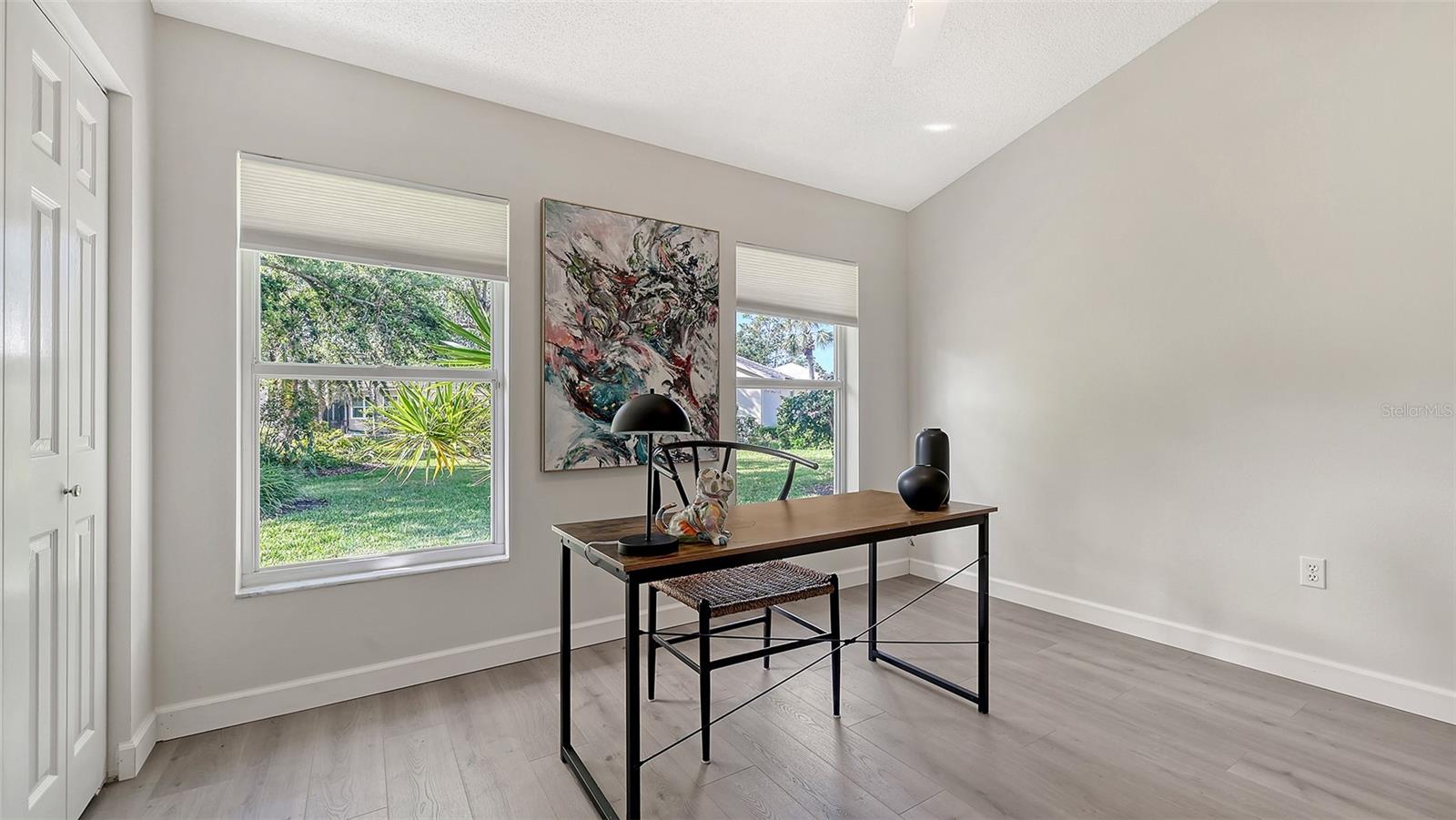 A4649972 Property Photo