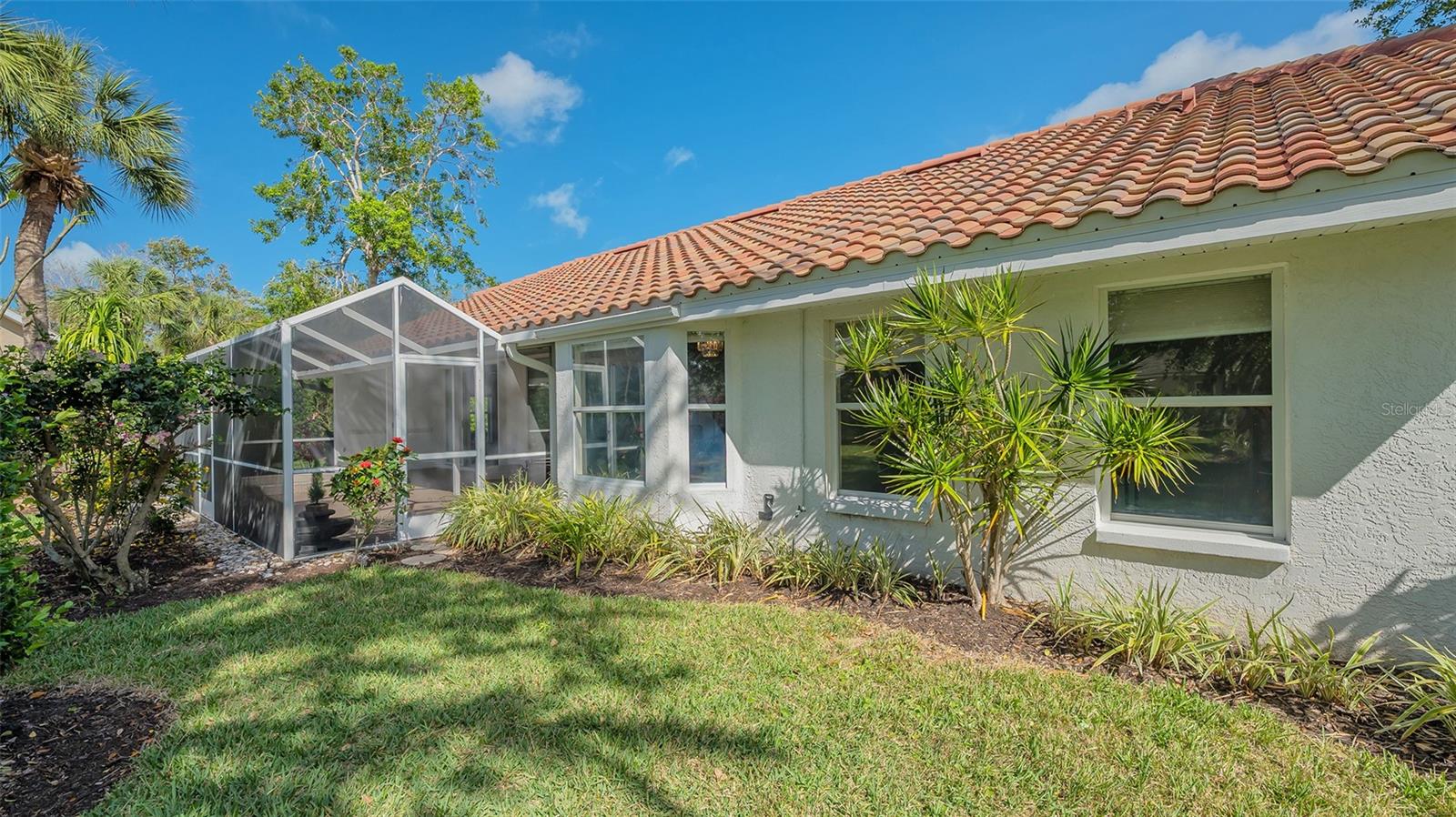 A4649972 Property Photo