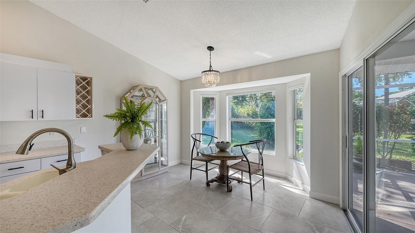 A4649972 Property Photo