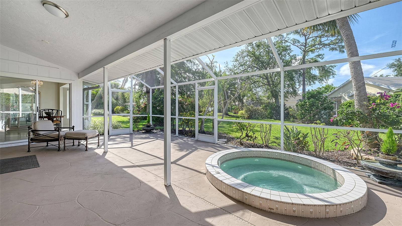 A4649972 Property Photo