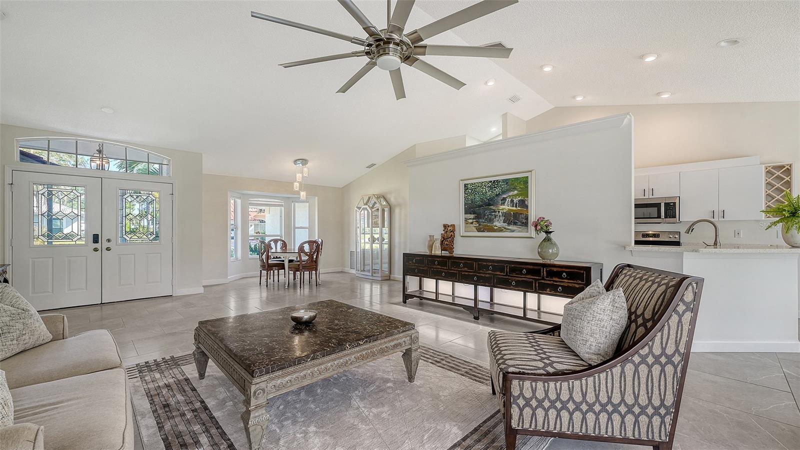 A4649972 Property Photo