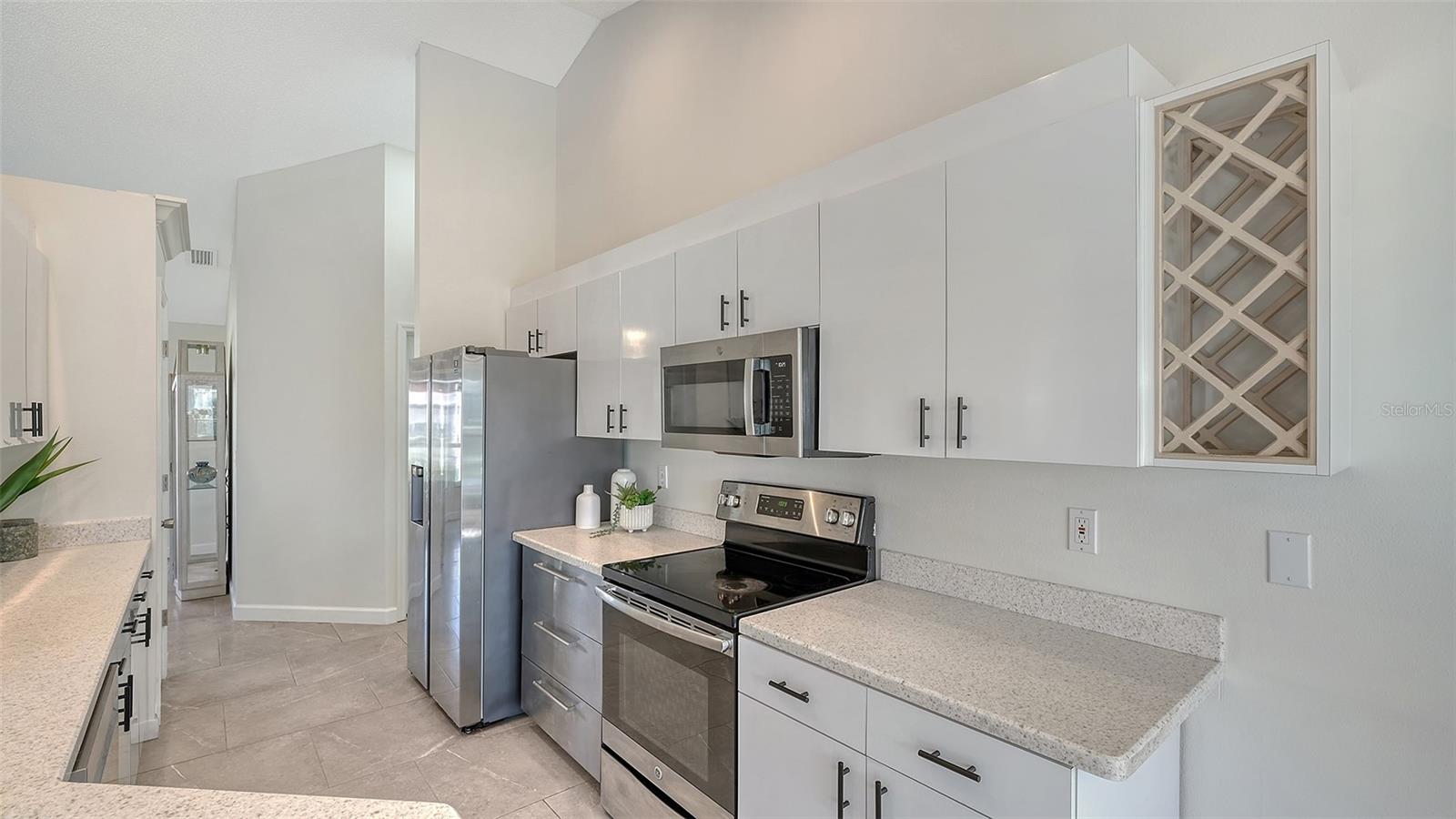 A4649972 Property Photo