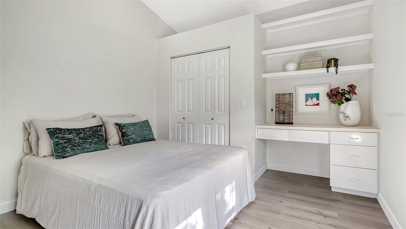 A4649972 Property Photo
