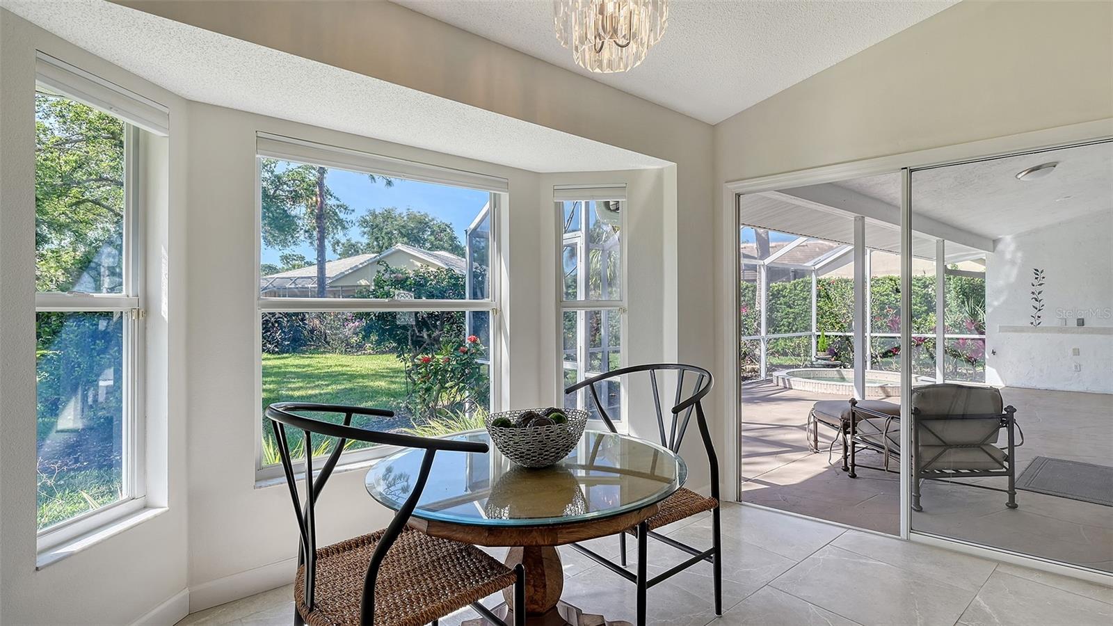 A4649972 Property Photo