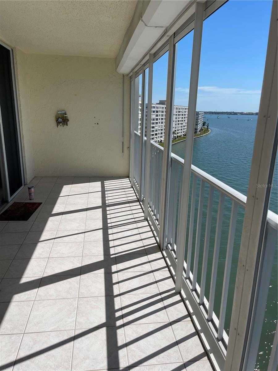 6060 SHORE BLVD S #806, GULFPORT, FL, 33707