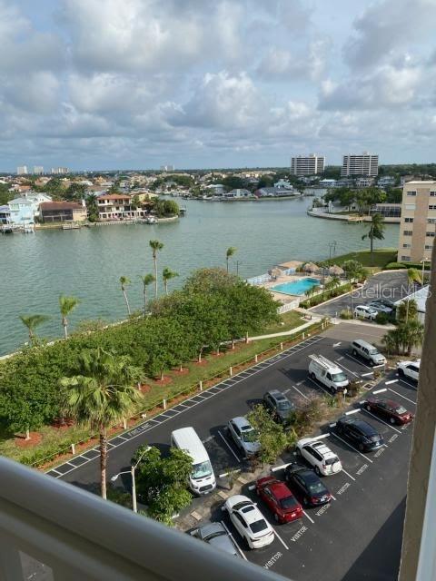 6060 SHORE BLVD S #806, GULFPORT, FL, 33707