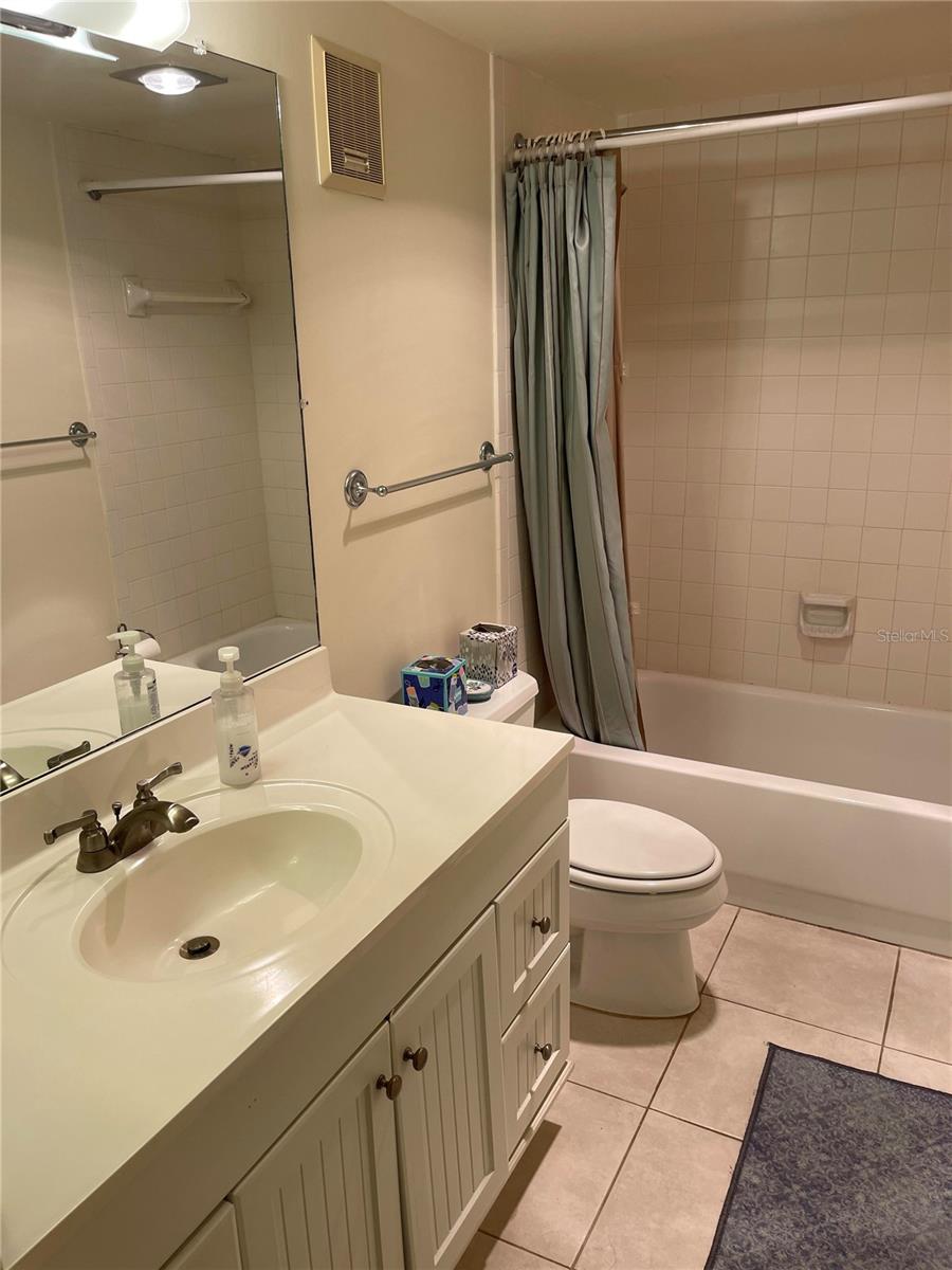 6060 SHORE BLVD S #806, GULFPORT, FL, 33707