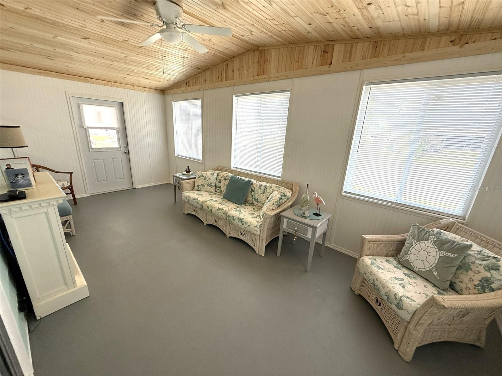 175 PALM HARBOR DR, NORTH PORT, FL, 34287