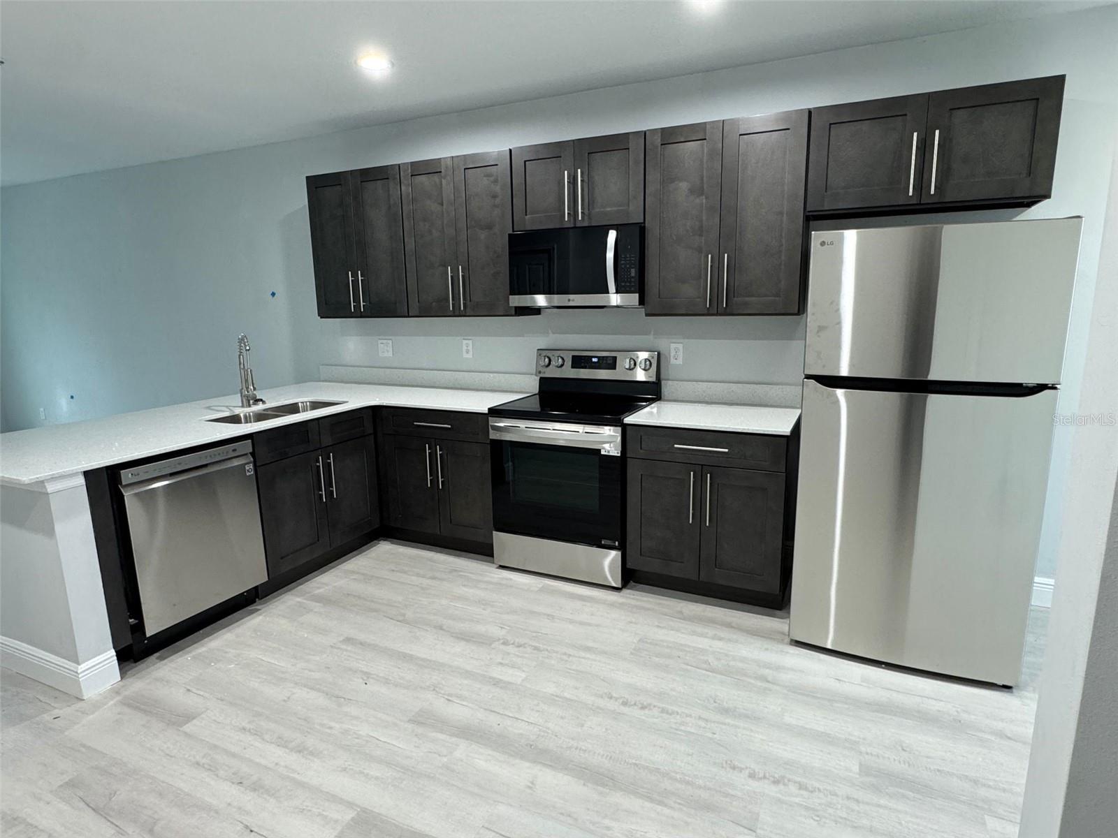 6935 DICKINSON DR, SEBRING, FL, 33872