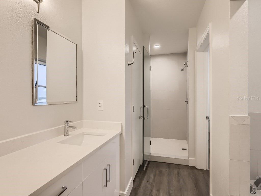 415 E PINE ST #PH, ORLANDO, FL, 32801