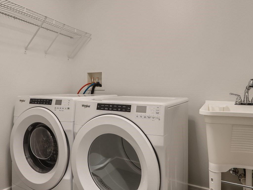 415 E PINE ST #PH, ORLANDO, FL, 32801