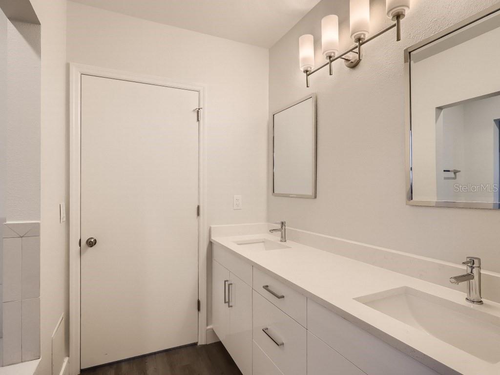 415 E PINE ST #PH, ORLANDO, FL, 32801