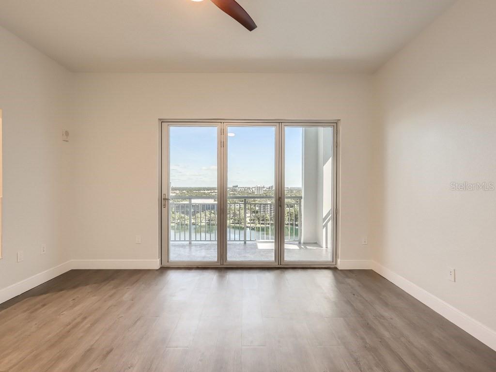 415 E PINE ST #PH, ORLANDO, FL, 32801