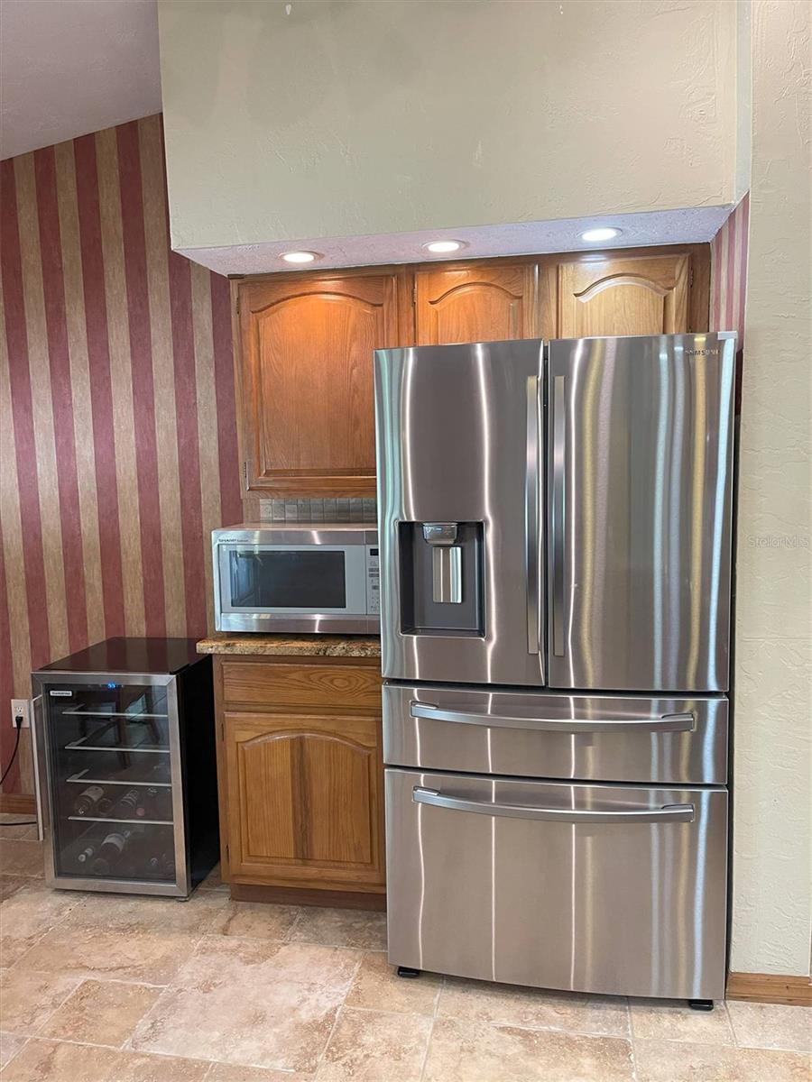 1275 MAN O WAR DR, DELAND, FL, 32724