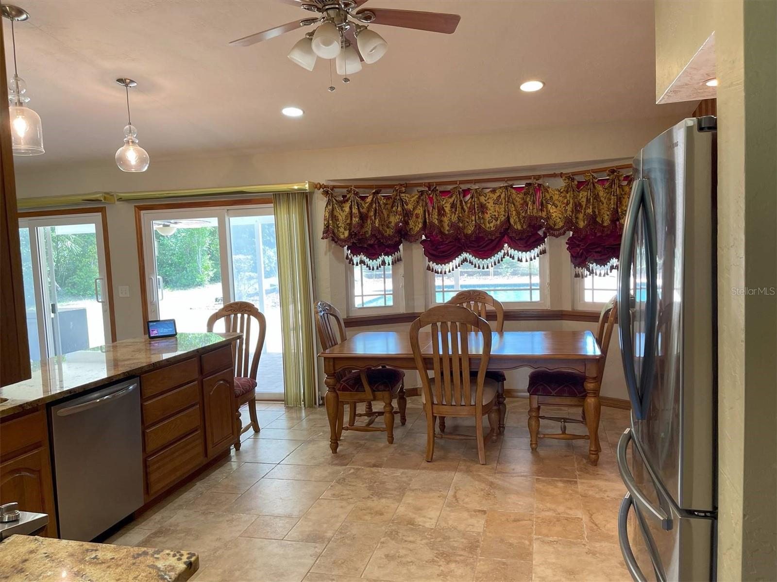 1275 MAN O WAR DR, DELAND, FL, 32724