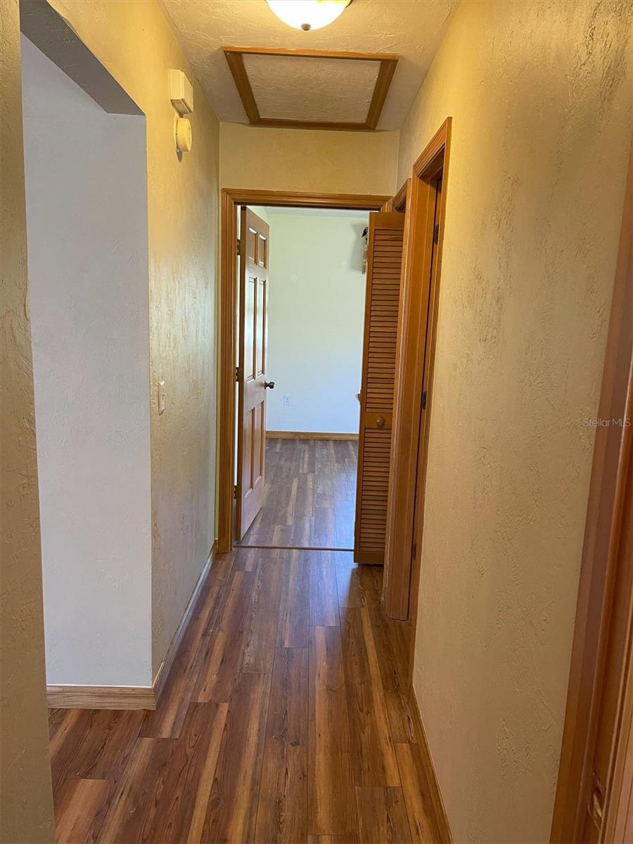 1275 MAN O WAR DR, DELAND, FL, 32724