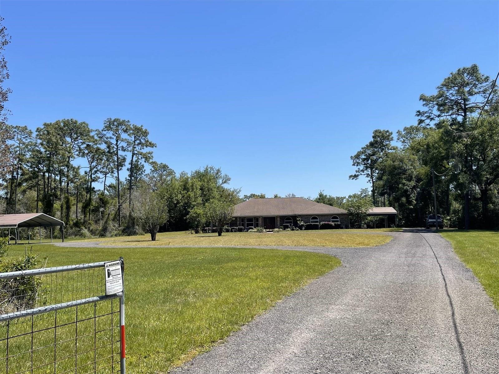 1275 MAN O WAR DR, DELAND, FL, 32724