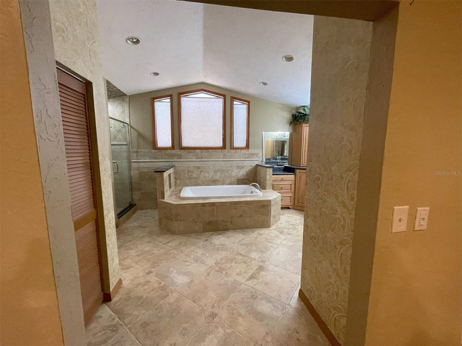 1275 MAN O WAR DR, DELAND, FL, 32724