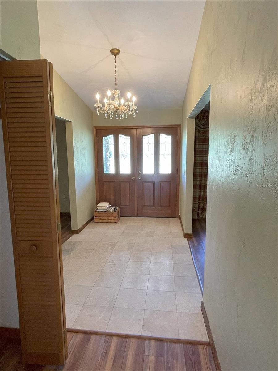 1275 MAN O WAR DR, DELAND, FL, 32724