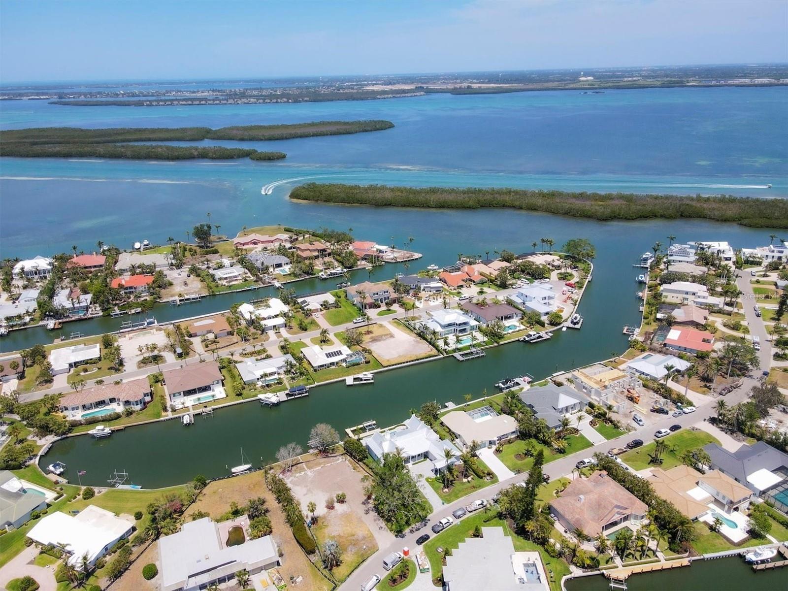 671 OLD COMPASS RD, LONGBOAT KEY, FL, 34228