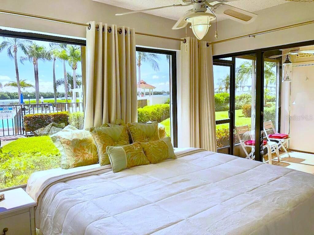 6295 BAHIA DEL MAR CIR #101, ST PETERSBURG, FL, 33715