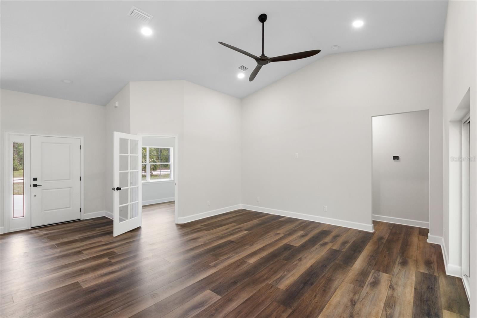 16431 PENN STATE RD, WEEKI WACHEE, FL, 34614