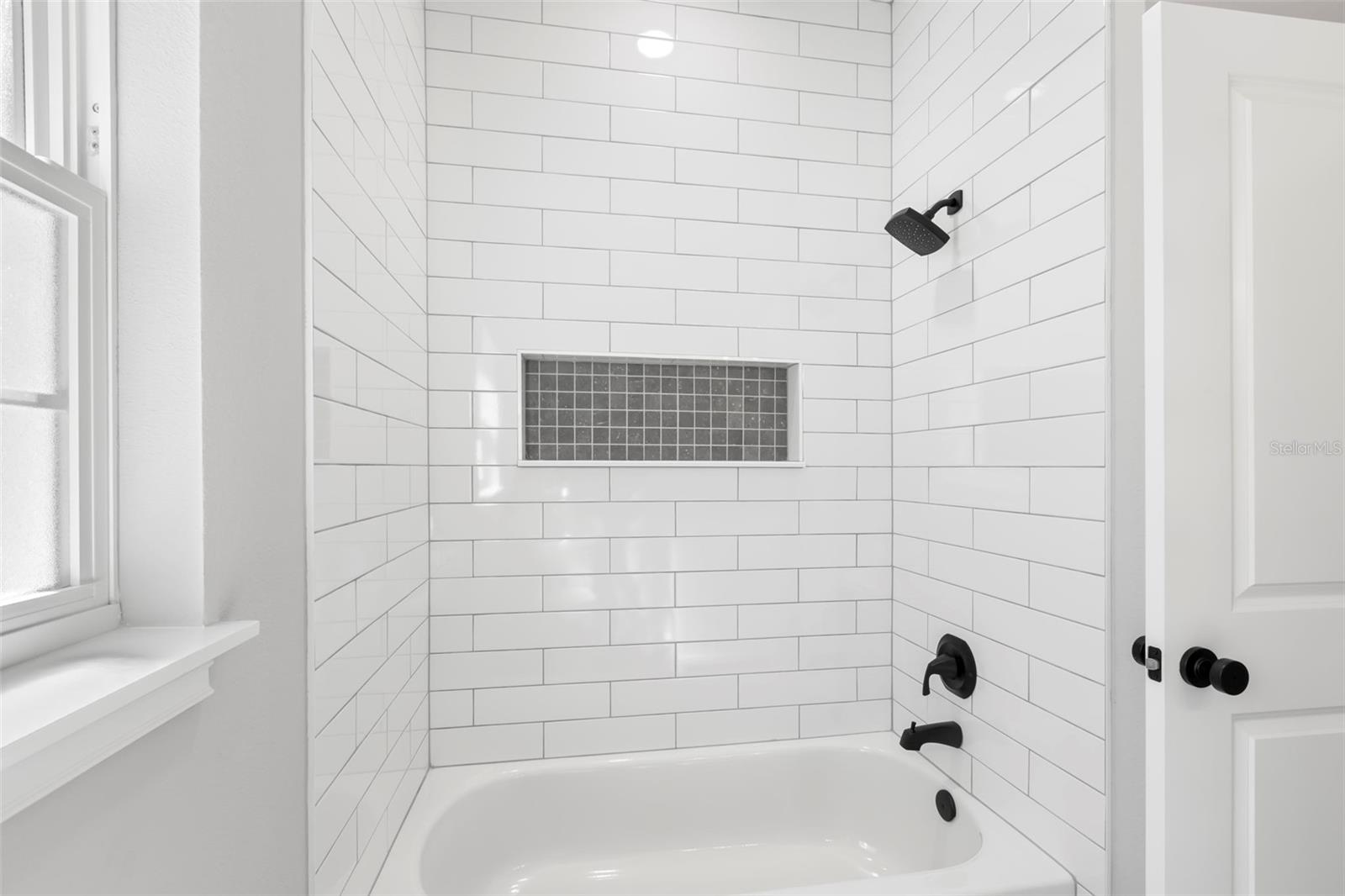 16431 PENN STATE RD, WEEKI WACHEE, FL, 34614