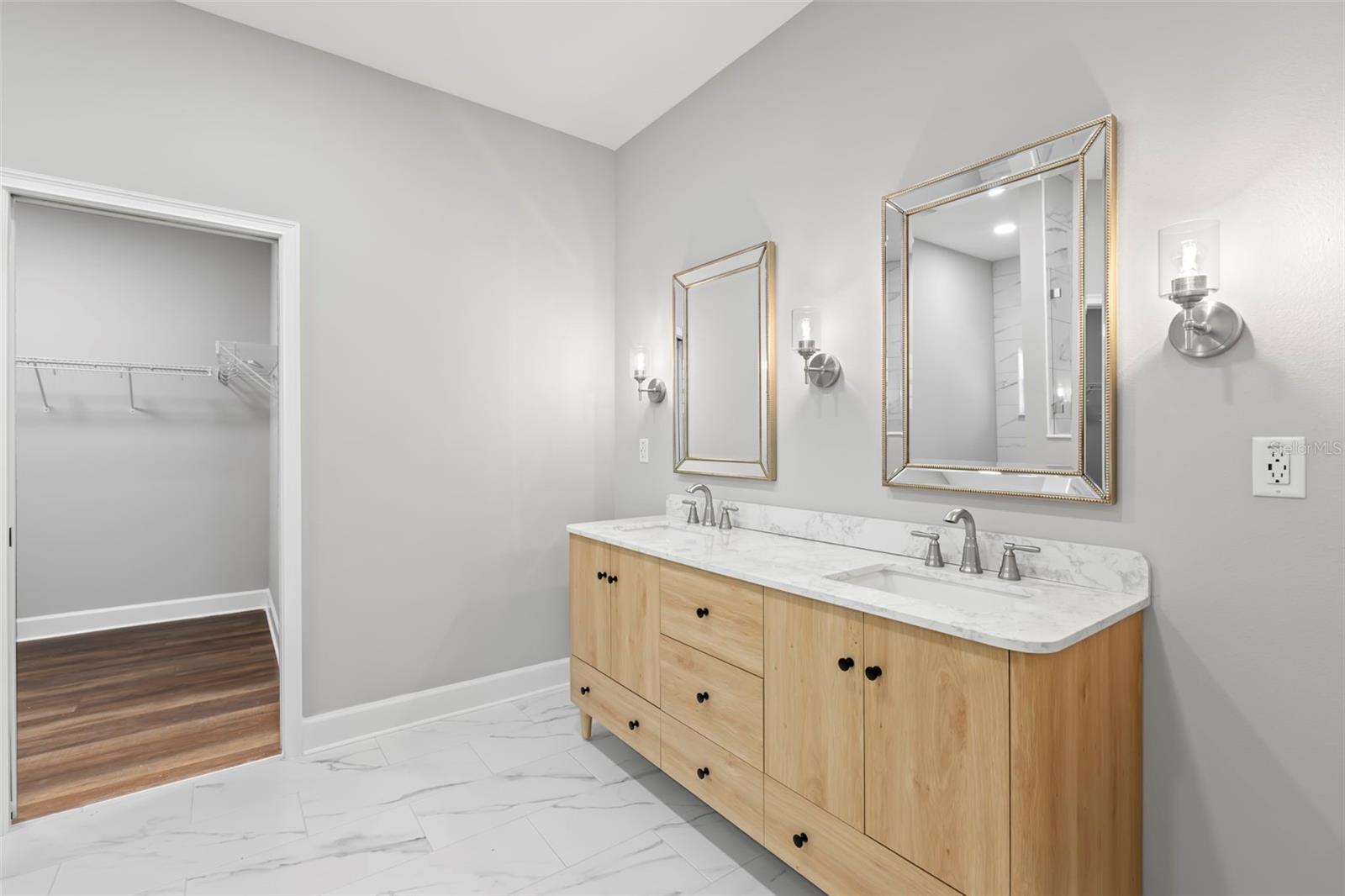 16431 PENN STATE RD, WEEKI WACHEE, FL, 34614