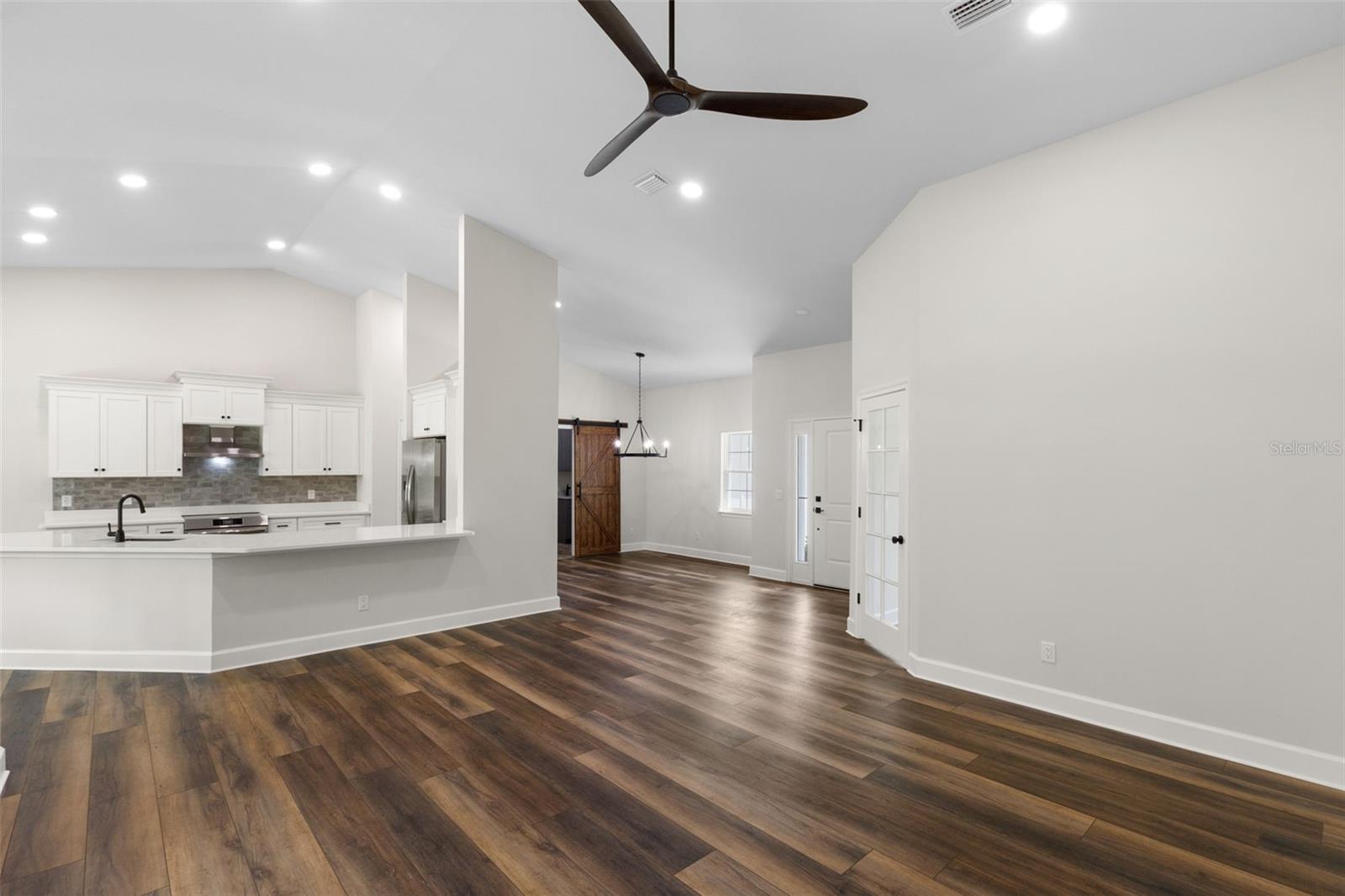 16431 PENN STATE RD, WEEKI WACHEE, FL, 34614