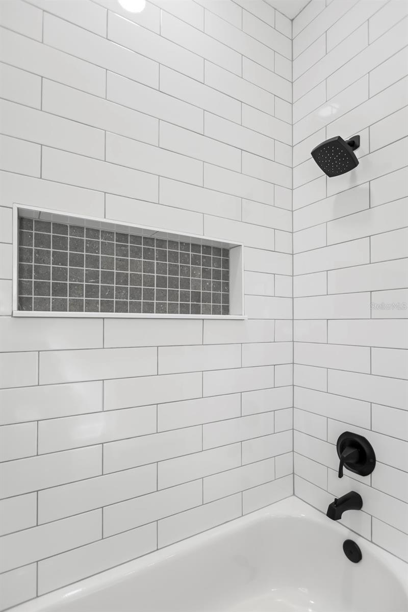 16431 PENN STATE RD, WEEKI WACHEE, FL, 34614